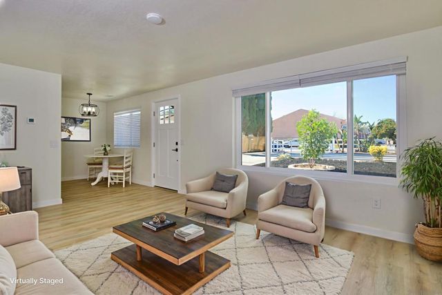 12525 Julian Avenue, Lakeside, CA 92040