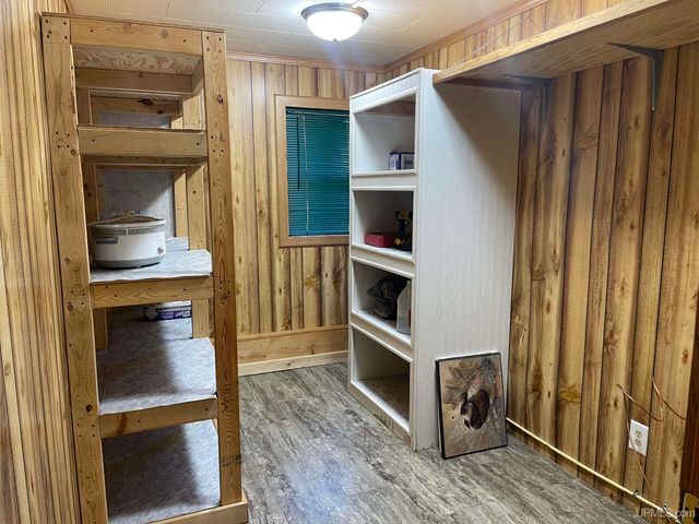 E3233 Lake Road, Ironwood, MI 49938