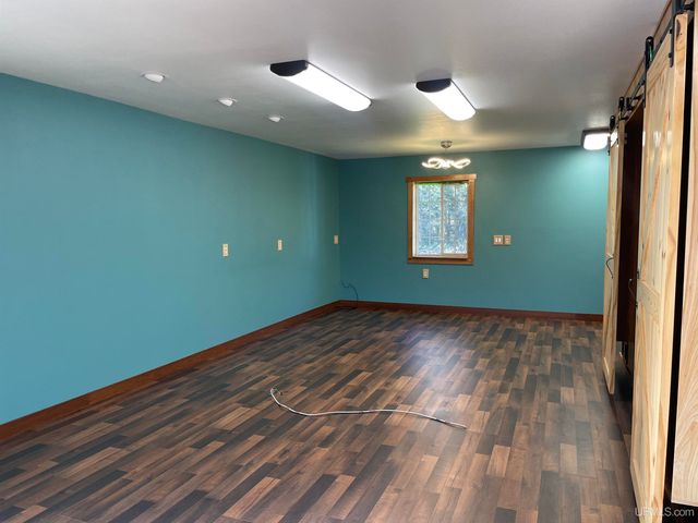 E3233 Lake Road, Ironwood, MI 49938