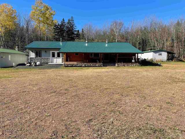 E3233 Lake Road, Ironwood, MI 49938