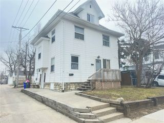 514 16th St NE, Cedar Rapids, IA 52402