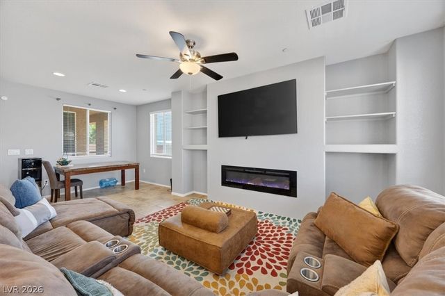 3305 Nicki Cometa Street, North Las Vegas, NV 89032