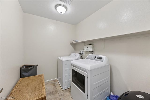 3305 Nicki Cometa Street, North Las Vegas, NV 89032