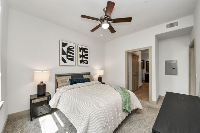 3800 Main Street 2.419, Houston, TX 77002