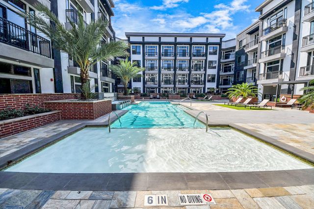 3800 Main Street 2.419, Houston, TX 77002
