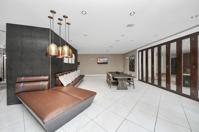 3800 Main Street 2.419, Houston, TX 77002