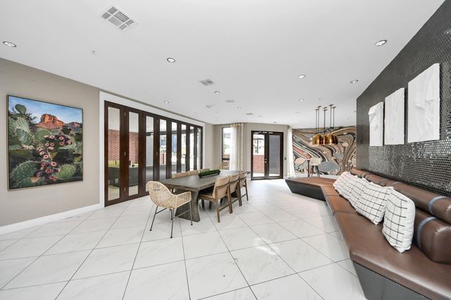 3800 Main Street 2.419, Houston, TX 77002