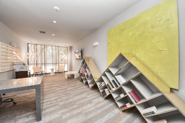3800 Main Street 2.419, Houston, TX 77002