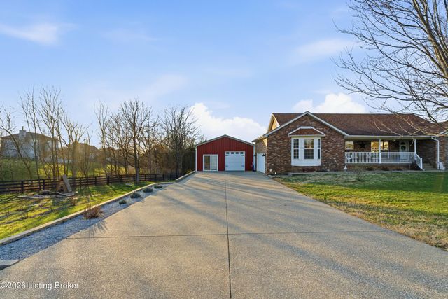 55 Maple Leaf Ct, Taylorsville, KY 40071