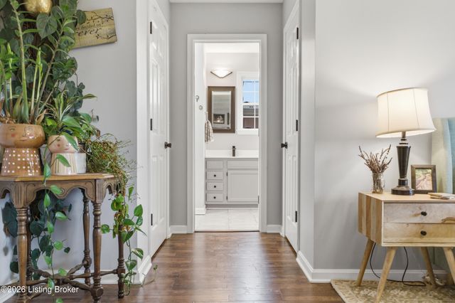 55 Maple Leaf Ct, Taylorsville, KY 40071