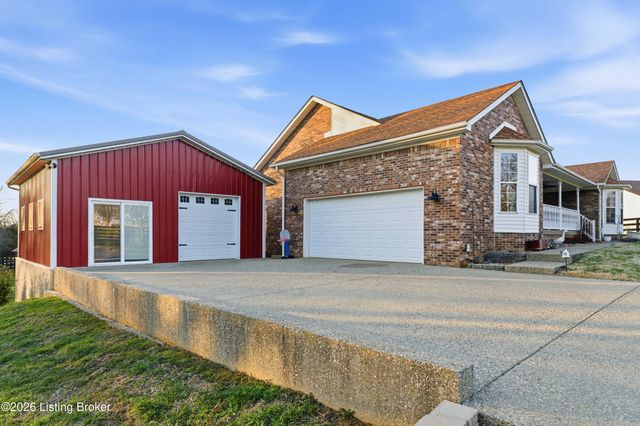 55 Maple Leaf Ct, Taylorsville, KY 40071