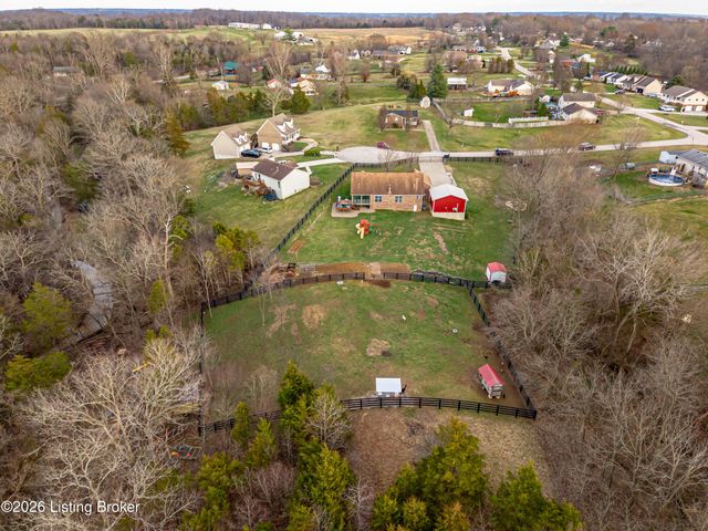 55 Maple Leaf Ct, Taylorsville, KY 40071