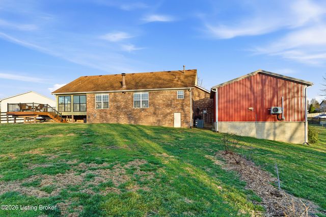 55 Maple Leaf Ct, Taylorsville, KY 40071