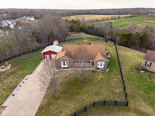 55 Maple Leaf Ct, Taylorsville, KY 40071