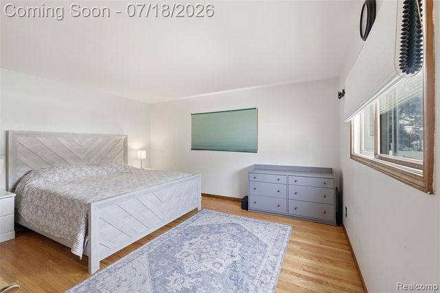 8825 Nebraska Street, Livonia, MI 48150