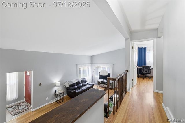 8825 Nebraska Street, Livonia, MI 48150