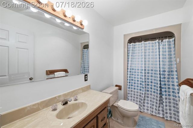 8825 Nebraska Street, Livonia, MI 48150