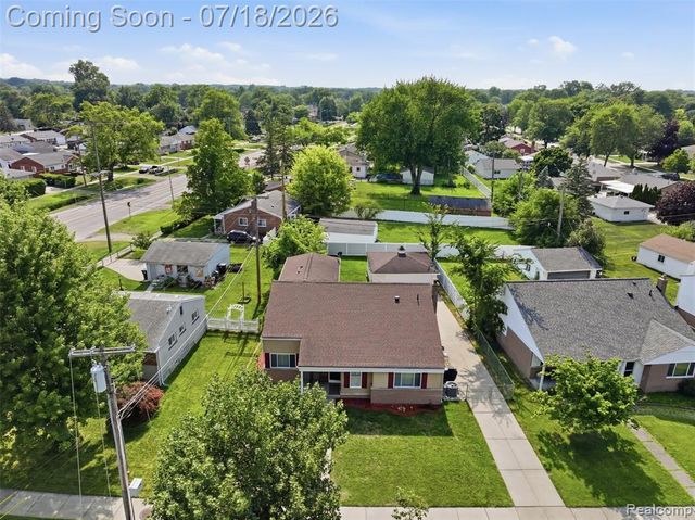8825 Nebraska Street, Livonia, MI 48150
