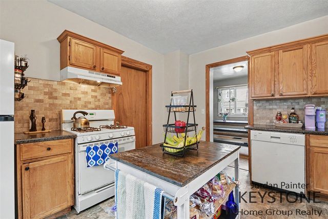 128 Dale Street, Grand Rapids, MI 49505
