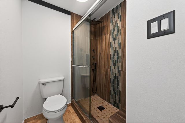 2129 Lake Village Drive, Houston, TX 77339