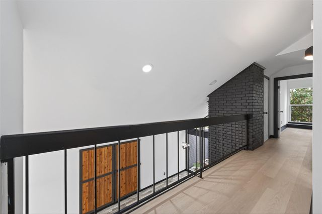 2129 Lake Village Drive, Houston, TX 77339