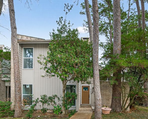 2129 Lake Village Drive, Houston, TX 77339