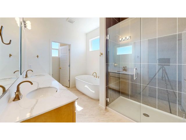 505 Gavin Ct, Hudson, CO 80642