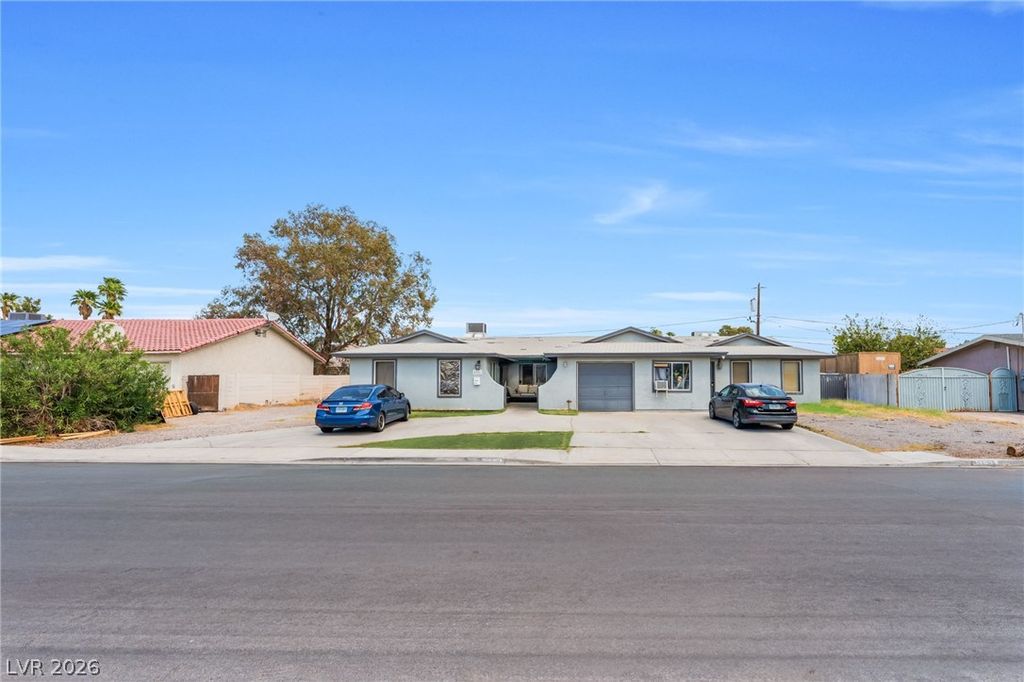 4326 East Saint Louis Avenue, Las Vegas, NV 89104 — photo 2