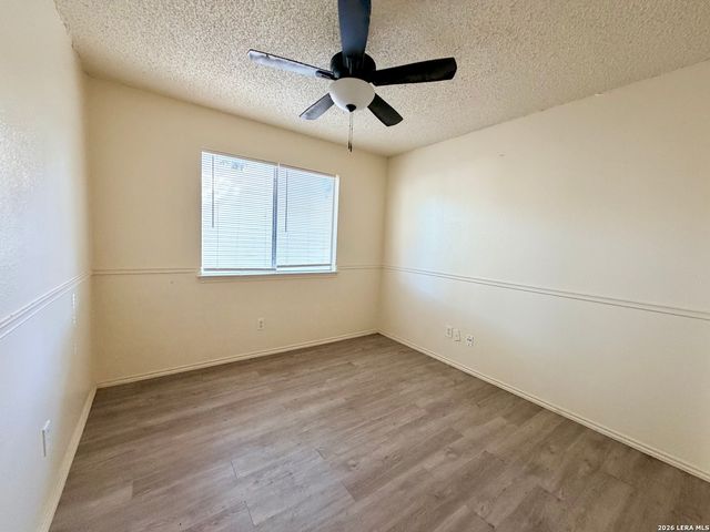 7251 Brandyridge, San Antonio, TX 78250