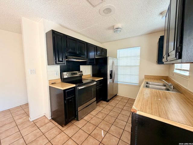 7251 Brandyridge, San Antonio, TX 78250