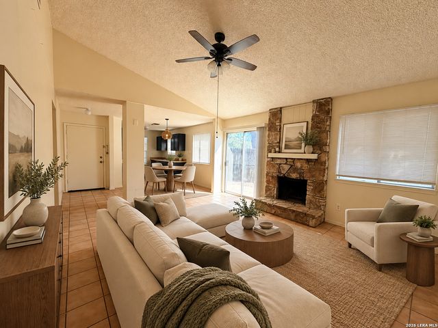 7251 Brandyridge, San Antonio, TX 78250