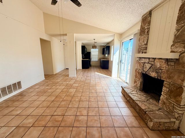 7251 Brandyridge, San Antonio, TX 78250
