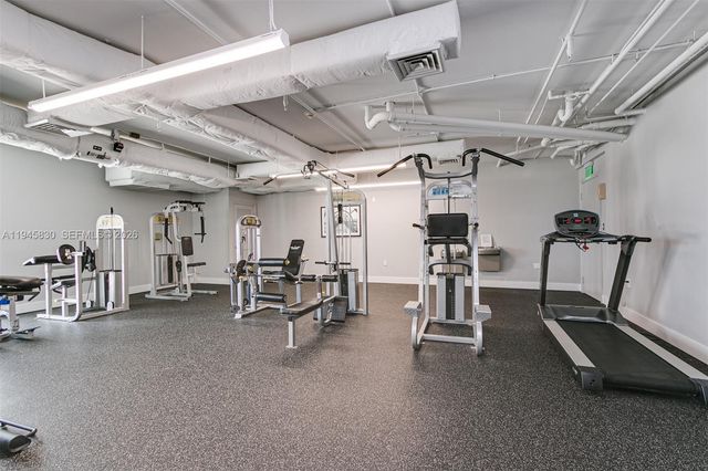 140 S Dixie Hwy Th101 TH101, Hollywood, FL 33020