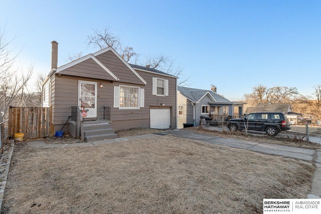 3708 N 36th Avenue, Omaha, NE 68111