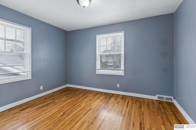 3708 N 36th Avenue, Omaha, NE 68111
