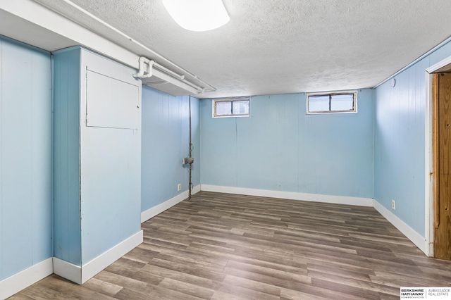 3708 N 36th Avenue, Omaha, NE 68111