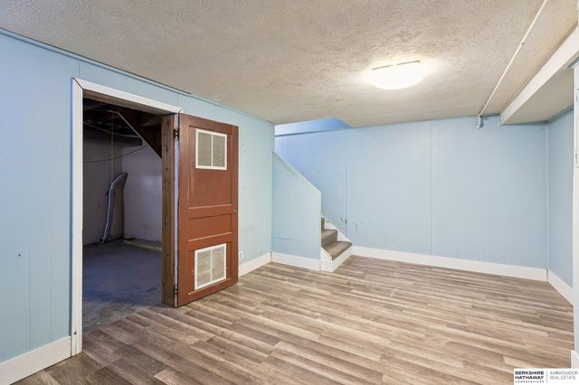 3708 N 36th Avenue, Omaha, NE 68111