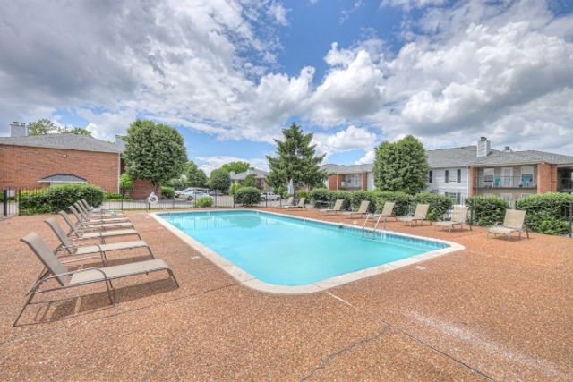 2258 Lebanon Pike Apt 70, Nashville, TN 37214