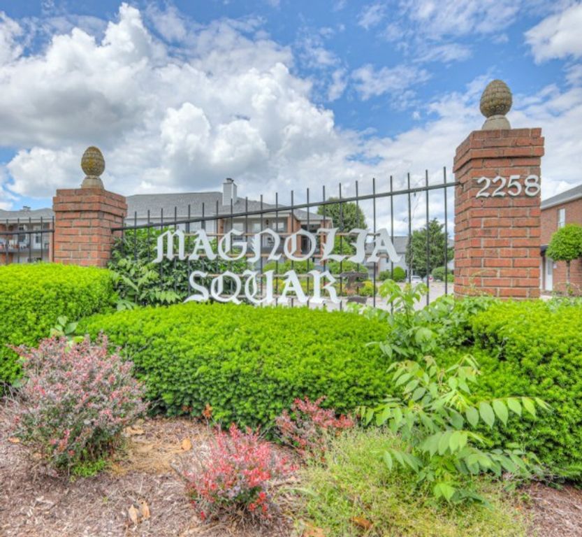 2258 Lebanon Pike Apt 70, Nashville, TN 37214