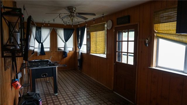 1909 S 11th Street, Rogers, AR 72758