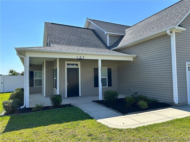 163 Sunflower Street, Raeford, NC 28376