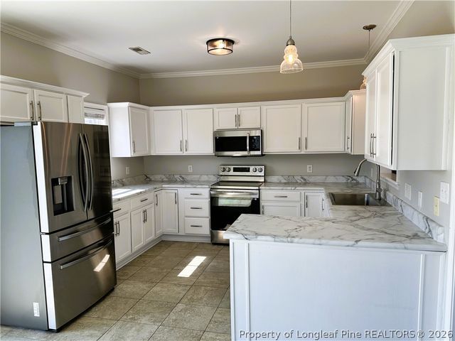 163 Sunflower Street, Raeford, NC 28376
