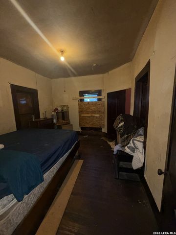 503 W Theo, San Antonio, TX 78214