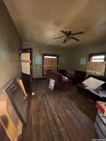 503 W Theo, San Antonio, TX 78214