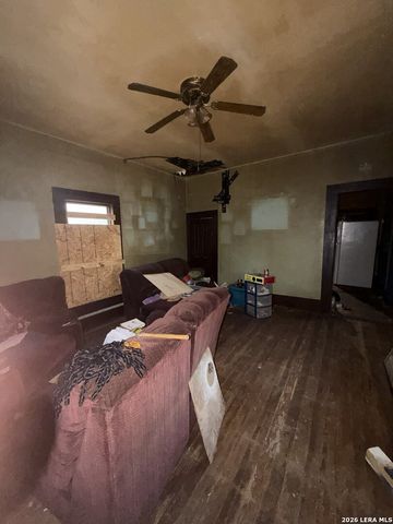 503 W Theo, San Antonio, TX 78214