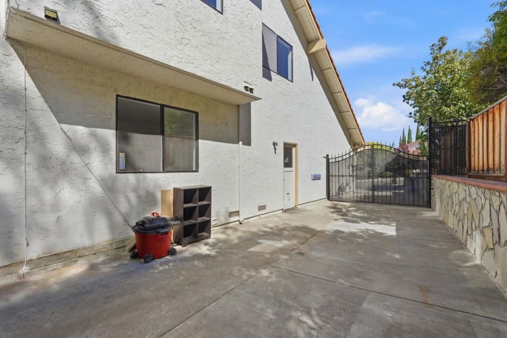 Image 37 of property listing at 3694 Lucas Drive, San Jose, CA 95148