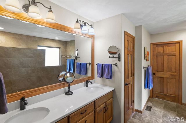 5 Cherie Court, Edwardsville, IL 62025