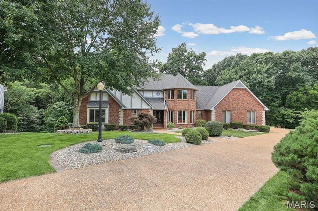 5 Cherie Court, Edwardsville, IL 62025