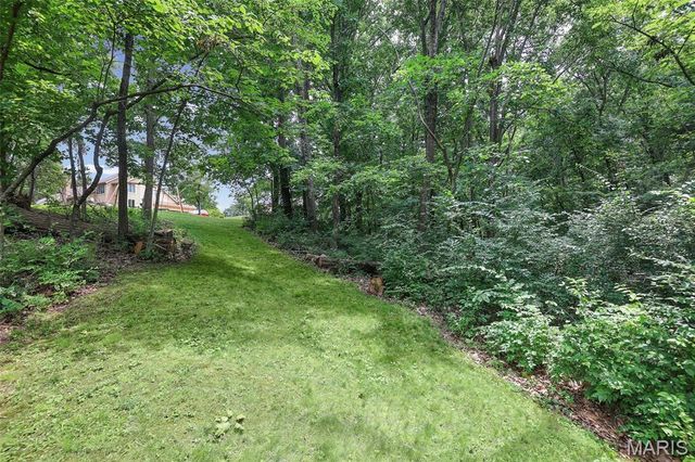 5 Cherie Court, Edwardsville, IL 62025
