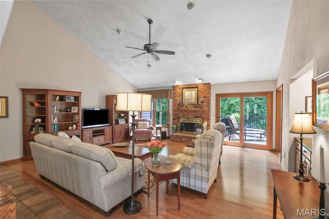5 Cherie Court, Edwardsville, IL 62025